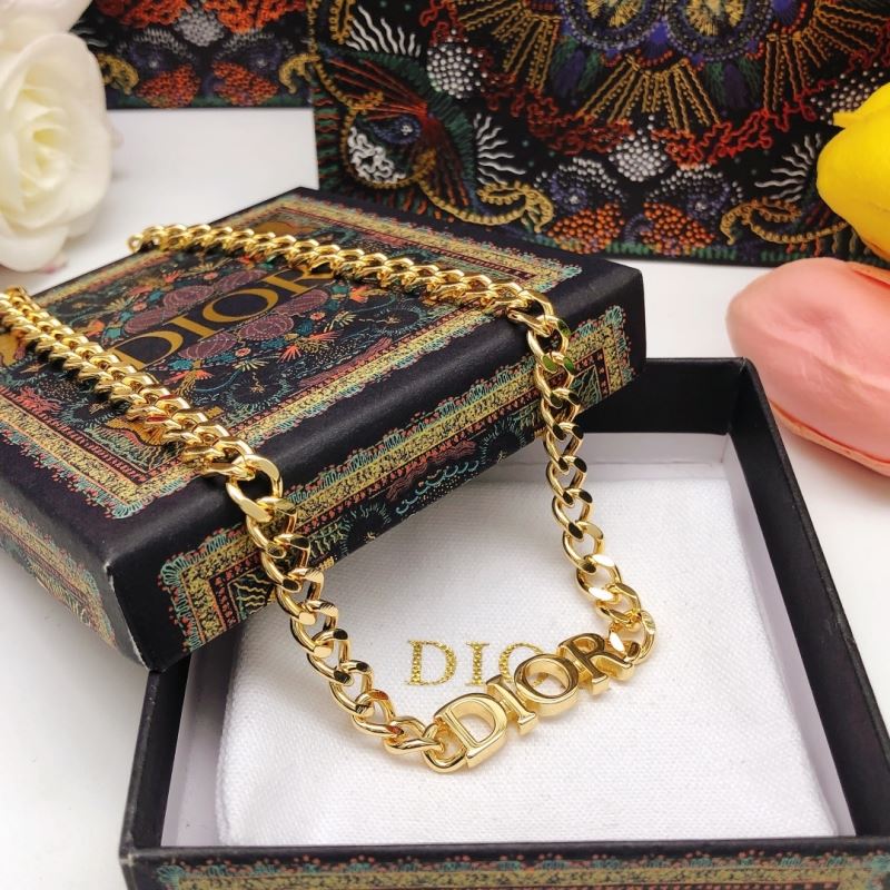 chr1st1an D10r necklaces